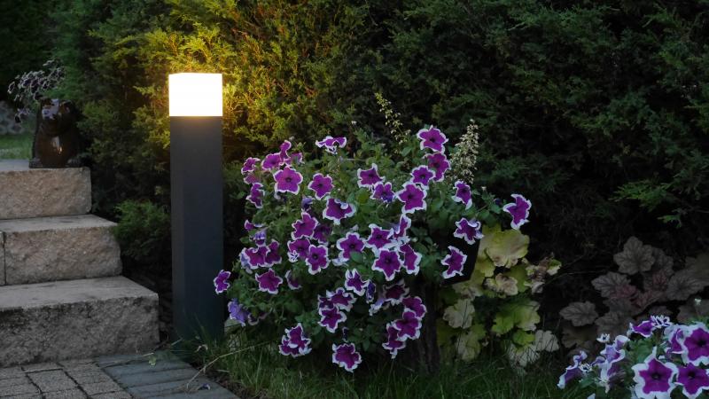 Lampa ogrodowa stojąca SU-MA